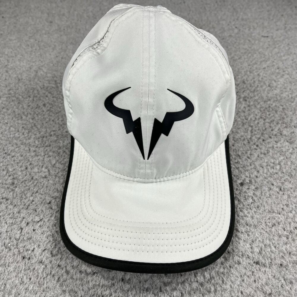 Nike Hat Cap Strap back Mens White Rafael Nadal Featherlight Bull Tennis